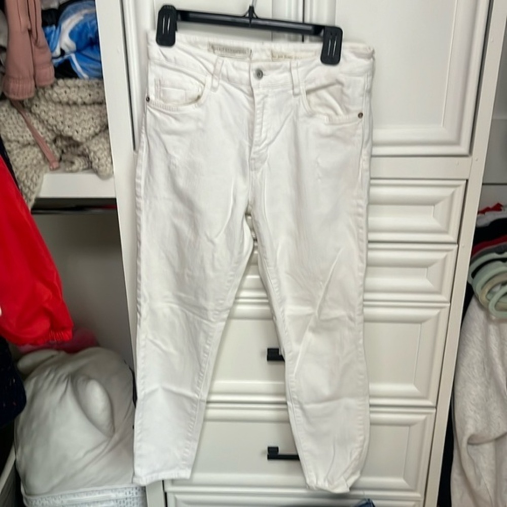 white jeans anthropologie